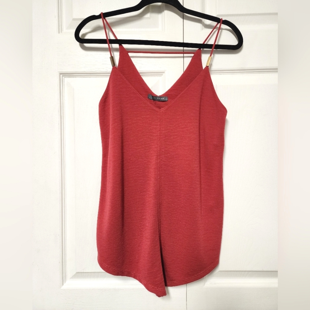 Suzy Shier Tank Top Size Small V neck